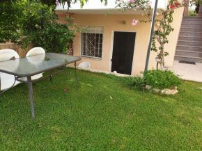 Chara’s family residence with garden for 4 persons KASTROSIKIA - PREVEZA